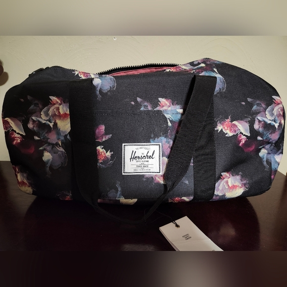 Herschel Sutton Mid Volume Floral Duffel Bag Weekender. Nwt - Picture 2 of 6